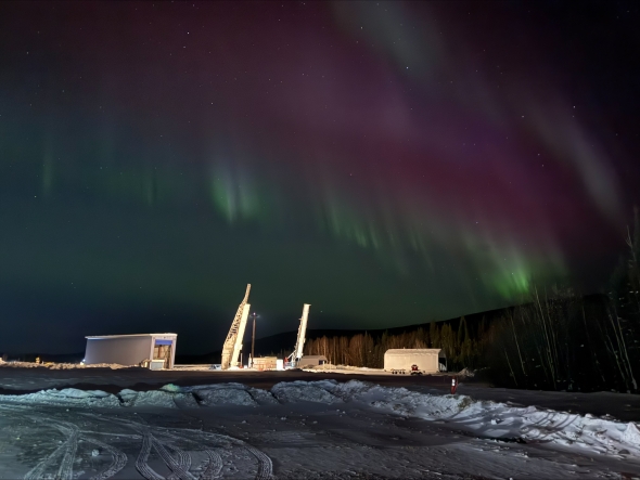 Both GNEISS rockets on their rails and prepped for launch underneath a beautiful aurora.