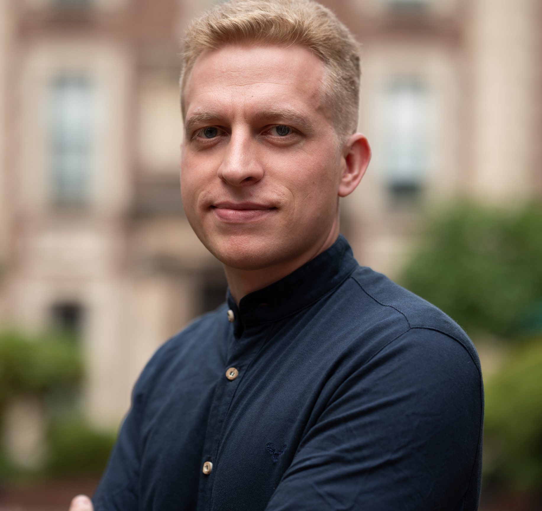 Portrait photo of Dr. Jens Mahlmann